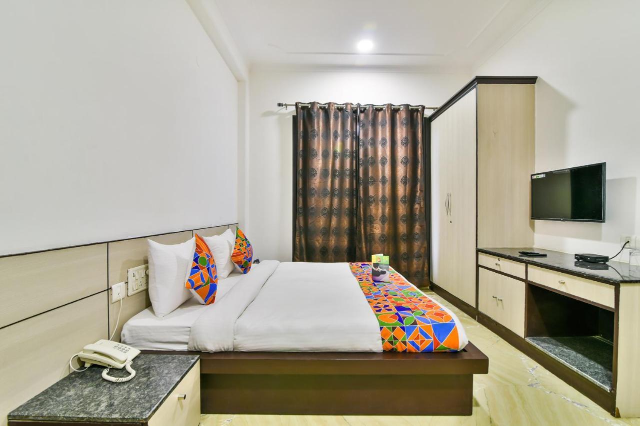 Fabhotel Rallkmas Cyber City Gurgaon Esterno foto