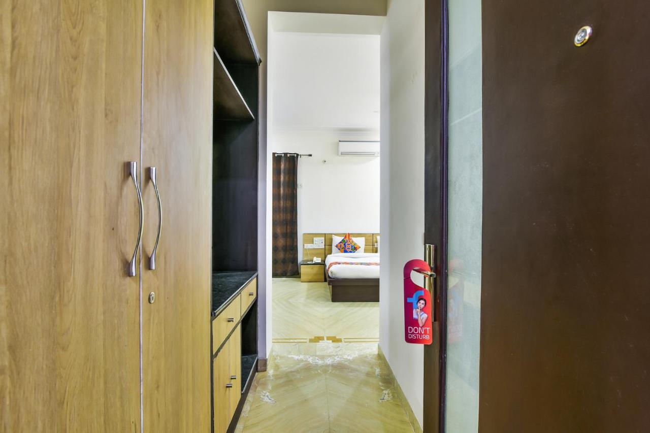 Fabhotel Rallkmas Cyber City Gurgaon Esterno foto